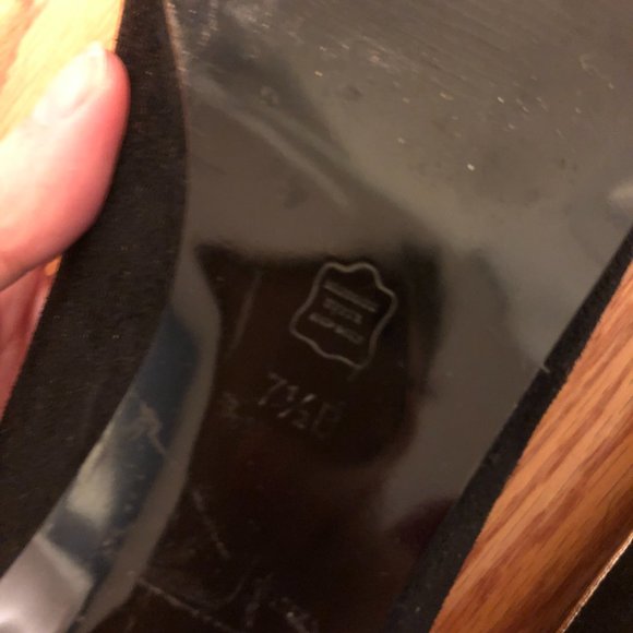 LOVE Flats by Town Shoes Black Suede - Picture 9 of 9